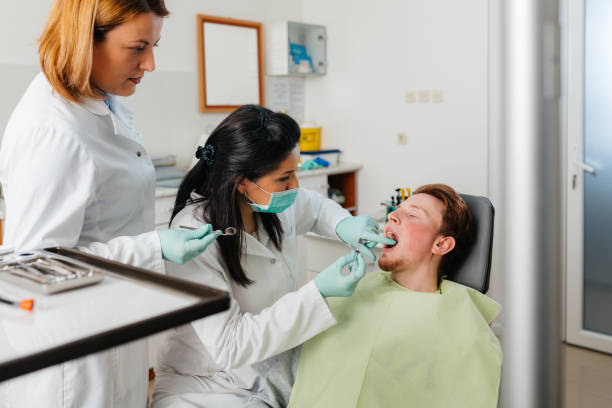 Best Weekend Emergency Dentist in Toulon, IL